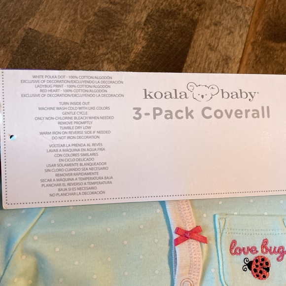 NEW Lady Bug 3 Pack Footed Baby Onesies 3 Months - Picture 5 of 11